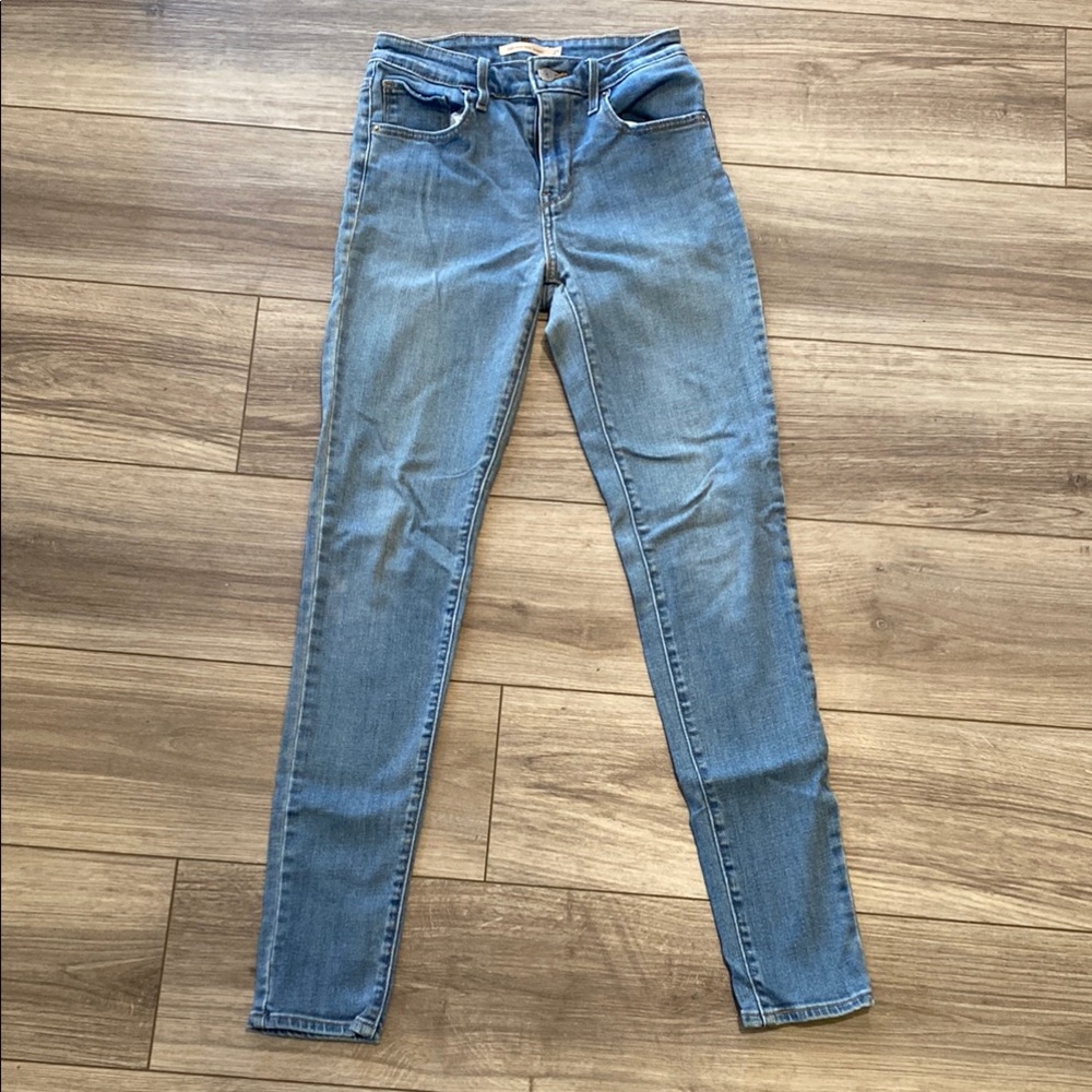 Levi’s 721 High Rise Skinny Jeans